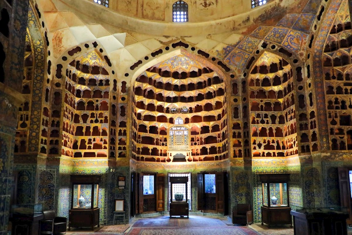 مرمت-کاشی-کاری-چینی-خانه-مجموعه-جهانی-شیخ-صفی-الدین-اردبیلی